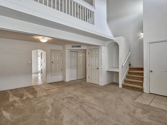 3rd image of 3304 Garden Point Dr