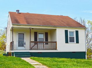 9 Lee Hy Ct, Christiansburg, VA 24073