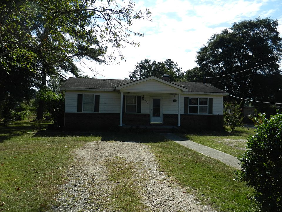 2nd image of 802 Jones St