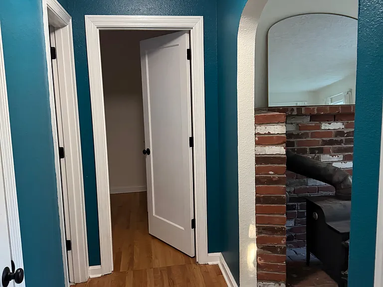837 G St — Photo 12