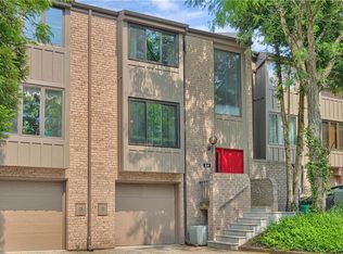 24 Maple Ct, Pittsburgh, PA 15237