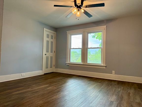 2nd image of 1805 State St #1/2