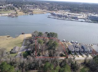 15093 Marina Dr, Montgomery, TX 77356