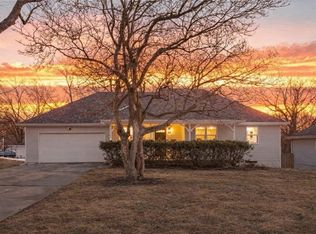 9509 E 79th St, Raytown, MO 64138