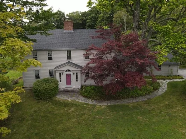 1428 Hopkinton Road, Hopkinton, NH 03229
