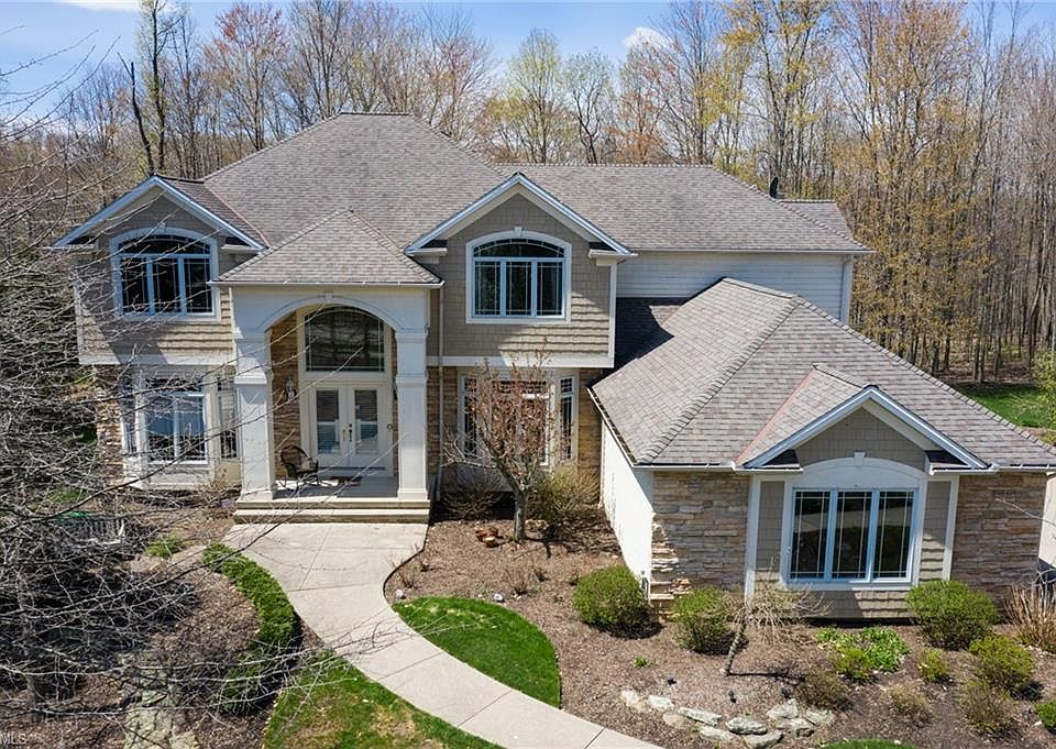 2nd image of 7376 Stockwood Dr