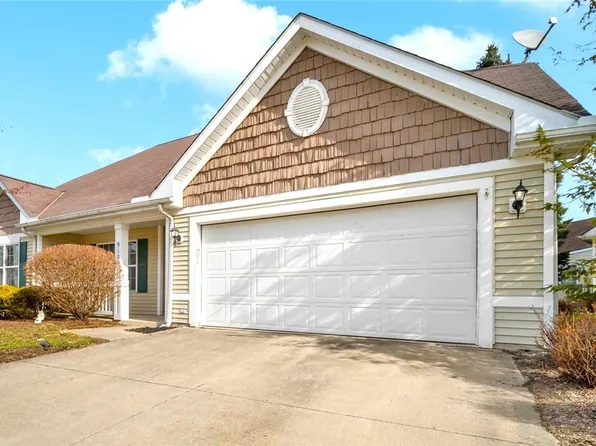 9107 W Windsor Dr, Olmsted Falls, OH 44138