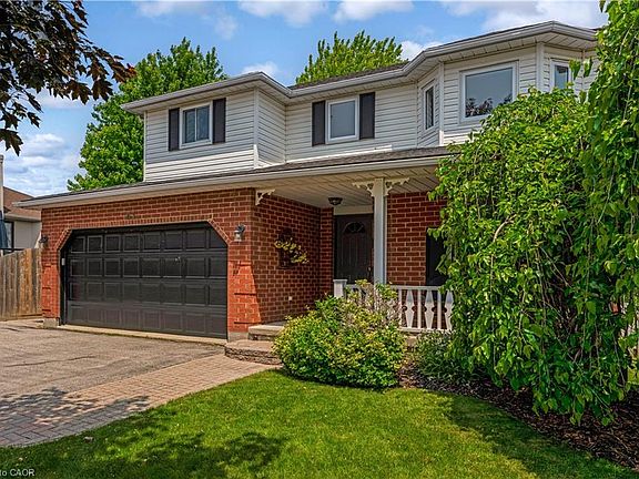 4th image of 63 Flaherty Dr