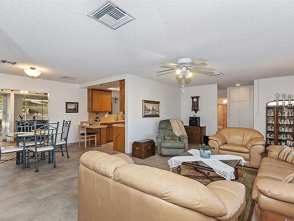 5th image of 9027 De Vicenzo Ct