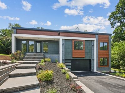 499 Bayberry Ln, Mountainside, NJ, 07092
