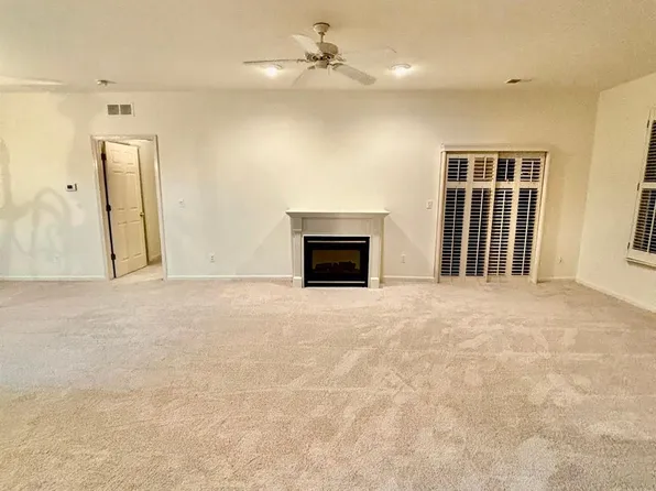 1770 Flagstone Cir, Rochester, MI 48307