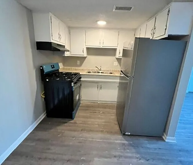 2066 Fairmont Ct #11 — Photo 1