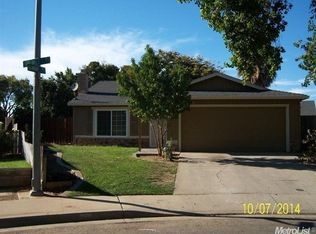 605 Periwinkle Dr, Patterson, CA 95363