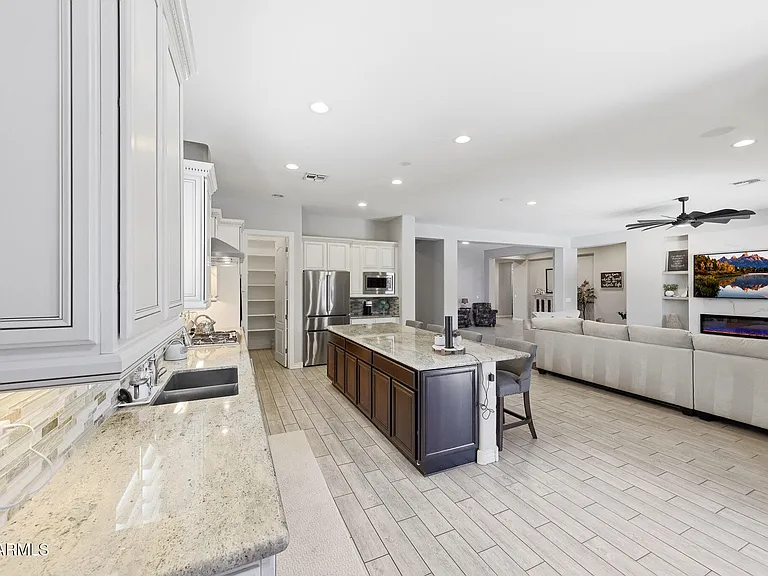 28077 N 100th Dr — Photo 15