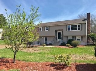 10 Thoreau Rd, Northborough, MA 01532