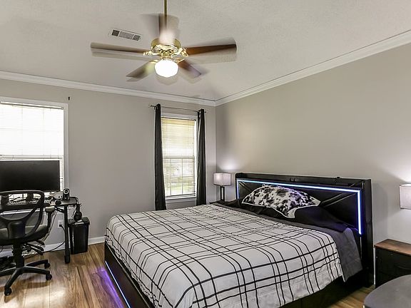 5th image of 2231 Lake Hill Ct