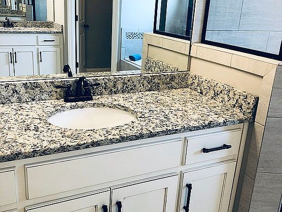 4th image of 2449 Dewington Dr