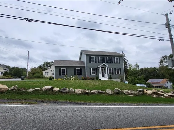 498 Hill St, Coventry, RI 02816