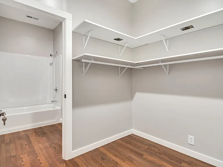 2154 E Wasatch Blvd — Photo 18