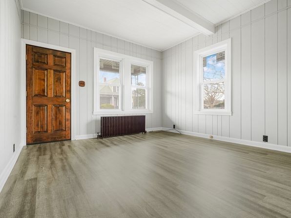 208 Hudson St, New Bedford, MA 02744