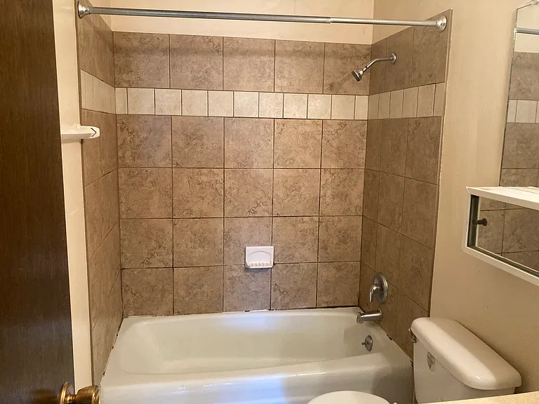 1315 E Elmdale Ct #104 — Photo 6