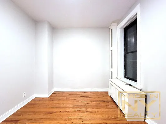 Rented by Made In NY Realty | media 9