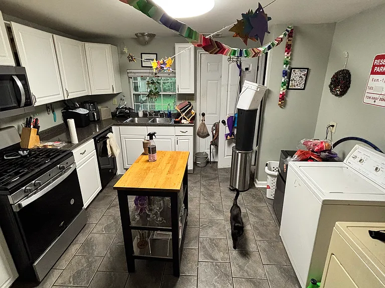539 S Cox St #2 — Photo 7