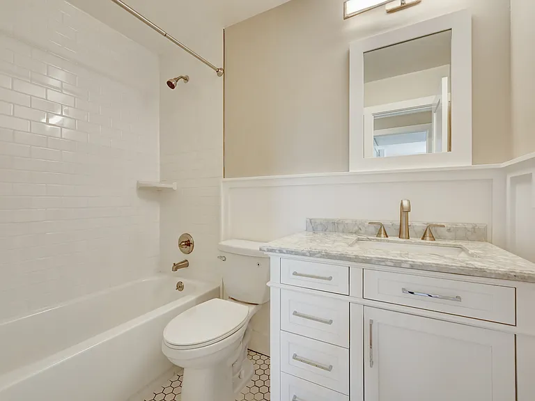 1895 Eaton St #103 — Photo 5