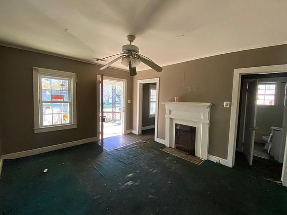 3rd image of 316 Munnerlyn St