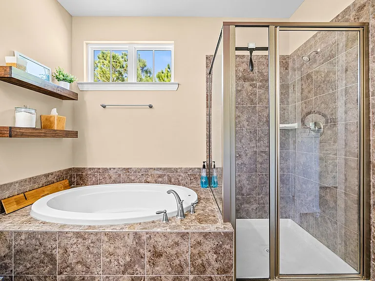 357 Belvedere Dr — Photo 36
