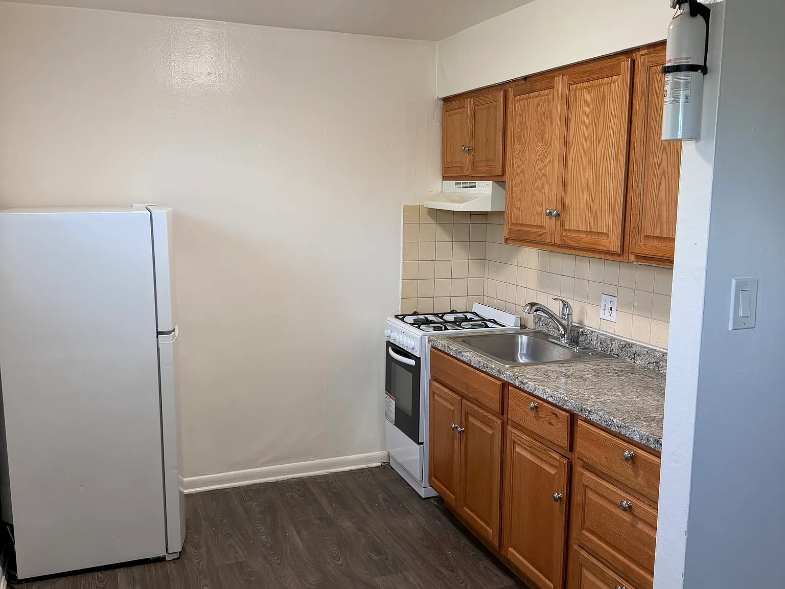 2 bed, $1,250 — Photo 2