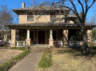 502 Featherston St, Cleburne, TX 76033