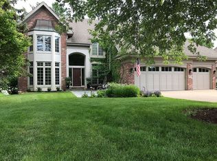 409 Ruby St, Clarendon Hills, IL 60514