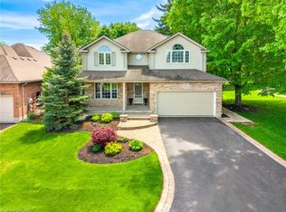 15 Carolinian Ln, Cambridge, ON N1S5B5