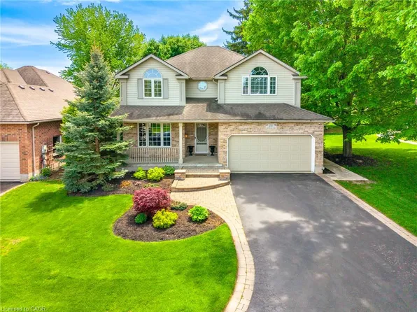 15 Carolinian Ln, Cambridge, ON N1S 5B5