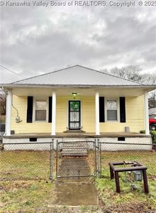 28 Central Ave, Elkview, WV, 25071