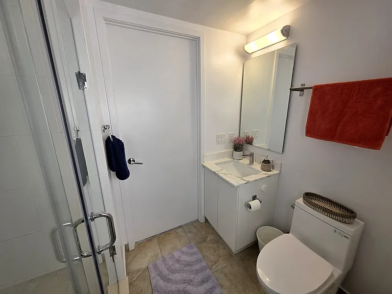 14 York St #5008A — Photo 6