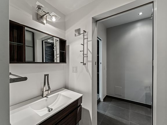 4th image of 100 W 5th St APT 803