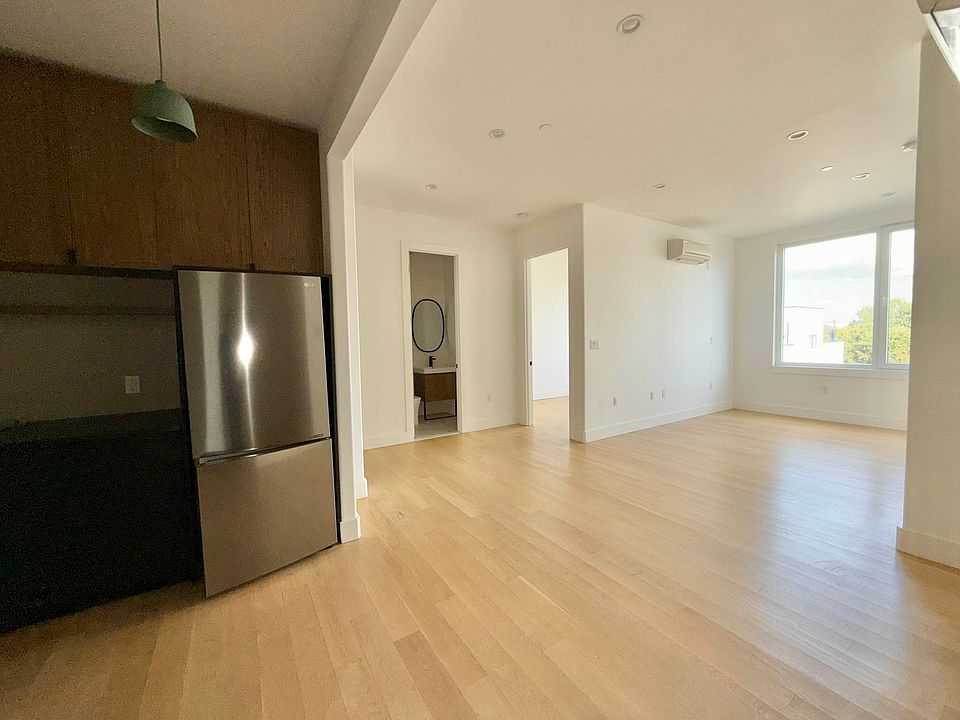 1st image of 421 Tompkins Ave #6H