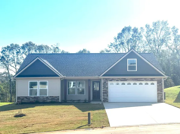 1108 New Basin Dr, Inman, SC 29349