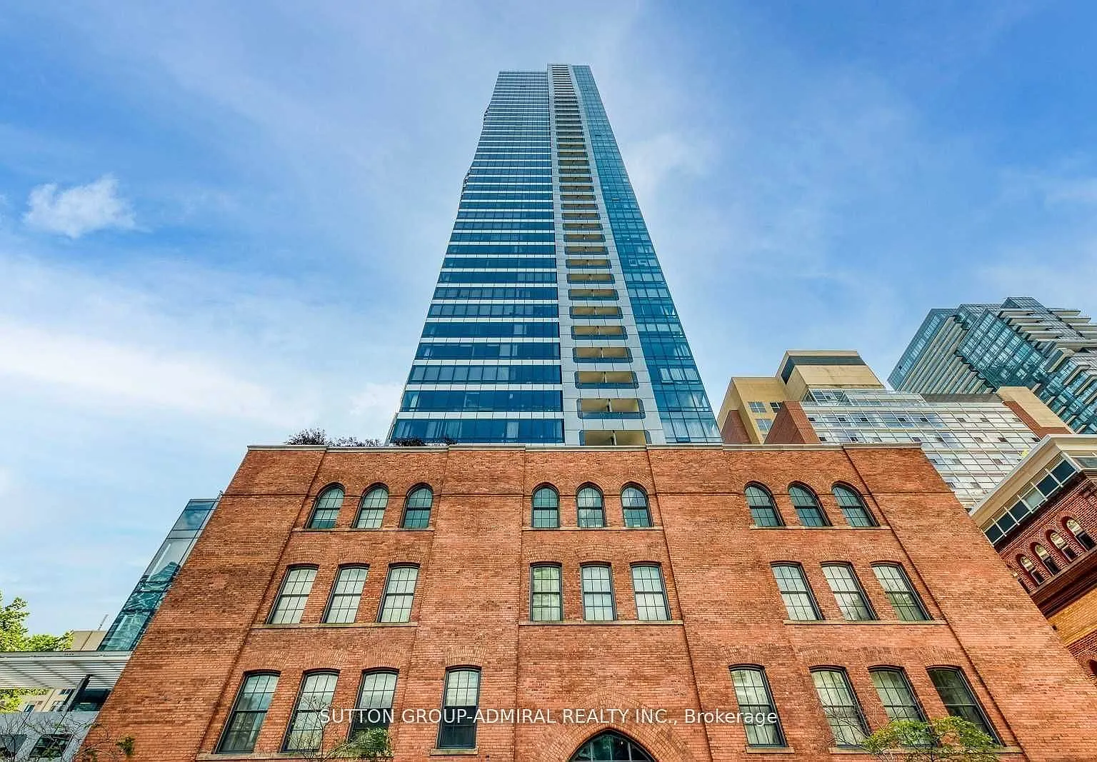 2 bed, $2,800 — Photo 1