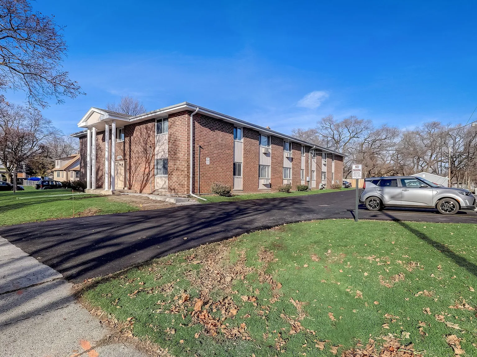 6230 W Main St — Photo 2