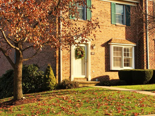 307 Chambers Rdg, York, PA 17402