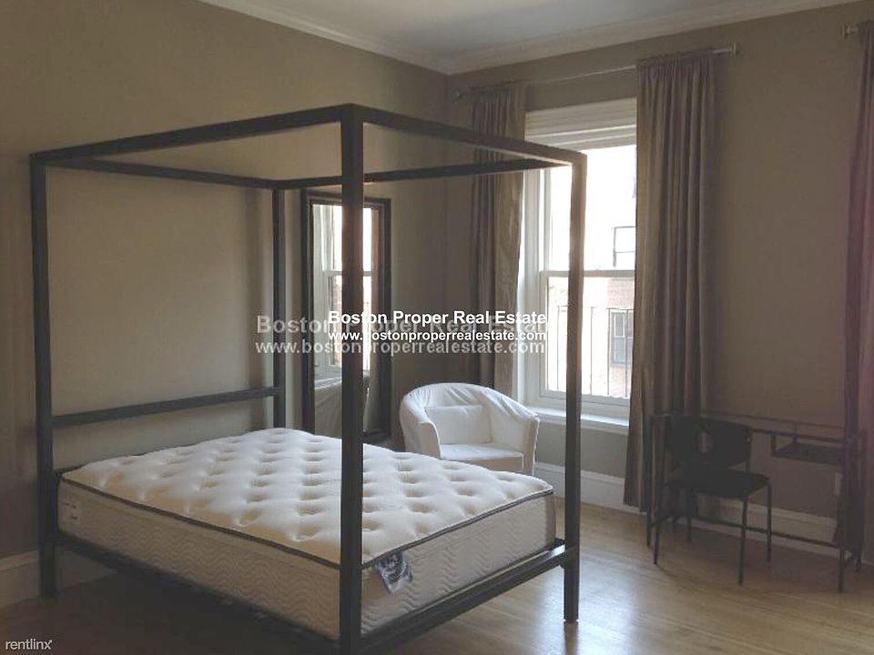 323 Beacon St. #7 Boston - Back Bay Unit Photo 2