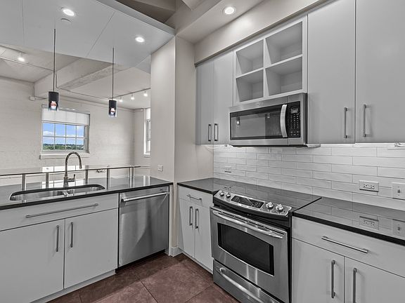5th image of 2600 W 7th St APT 1439