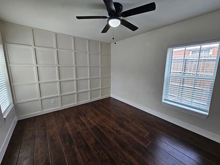 213 N Hampton Rd — Photo 21