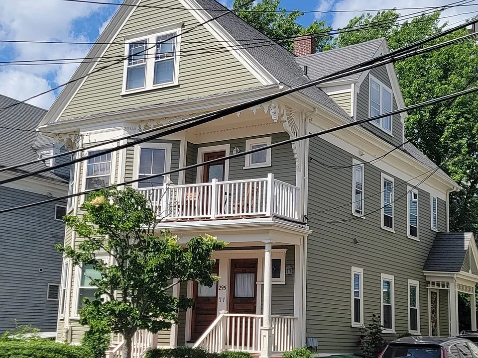 295 Summer St #2