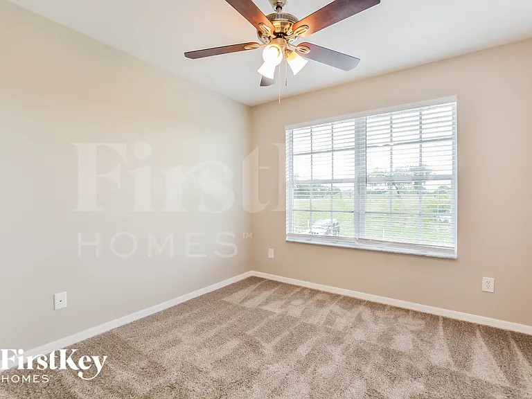 733 Wildflower Rd — Photo 9