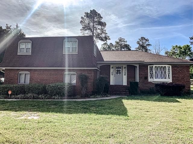 1st image of 909 W Grossman Dr