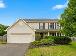 6686 Clarkes Meadow Dr, Bealeton, VA 22712